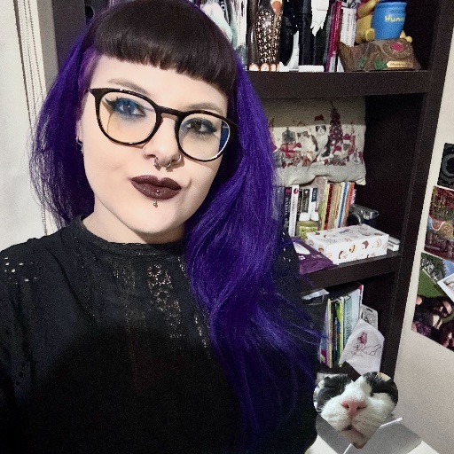 helpmeclearoutmycloset