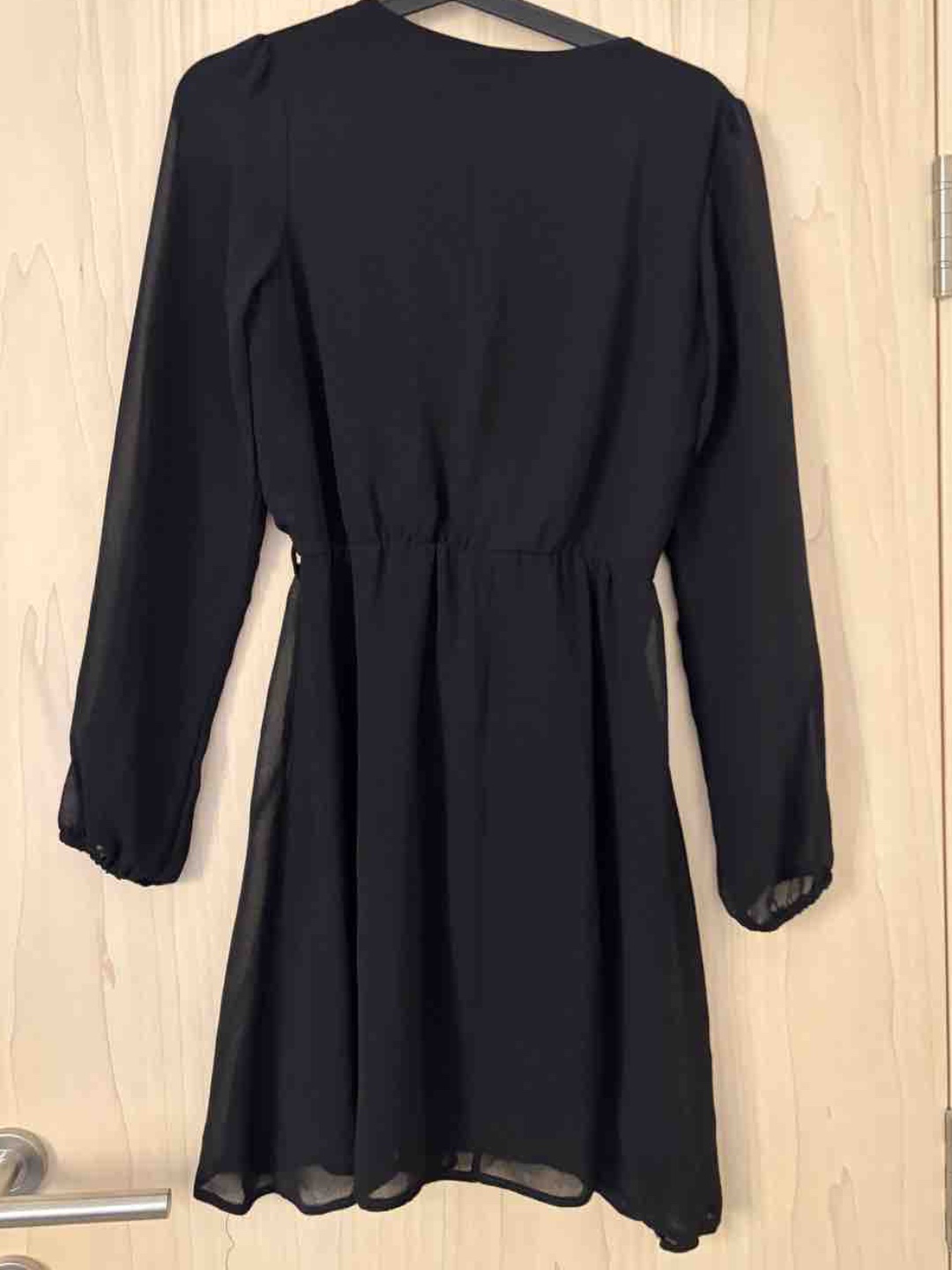 Black long sleeve elegant dress