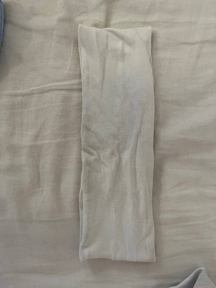 White headband 