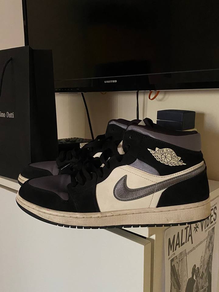 Air Jordan trainers